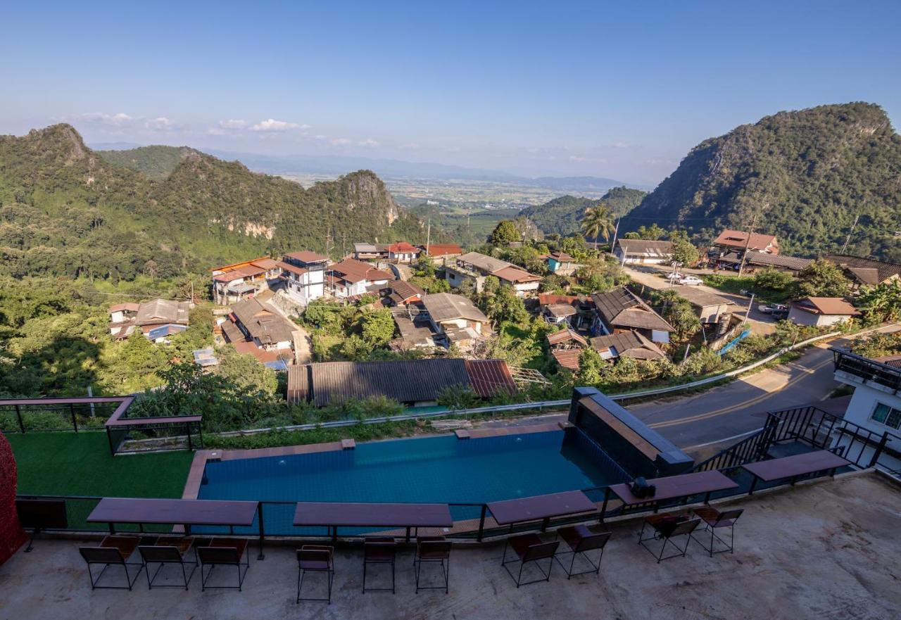 Oasis Phamee Bed & Breakfast Ban Pha Mi Exterior photo